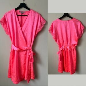 Morgan Taylor Intimates 1990's Vintage Neon Pink Mini Lace Robe- XS